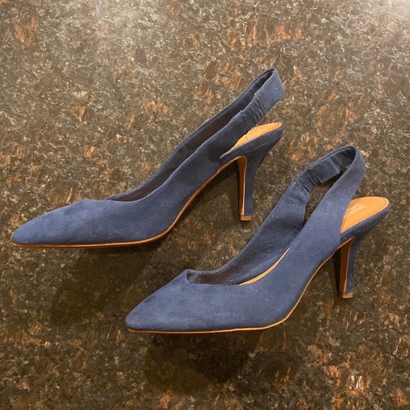 Zara - Picture 2 of 4